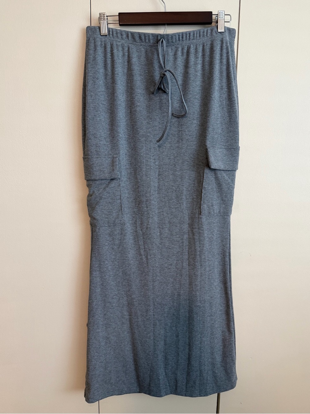 SHEIN Gray Knit Cargo Maxi Skirt with Drawstring